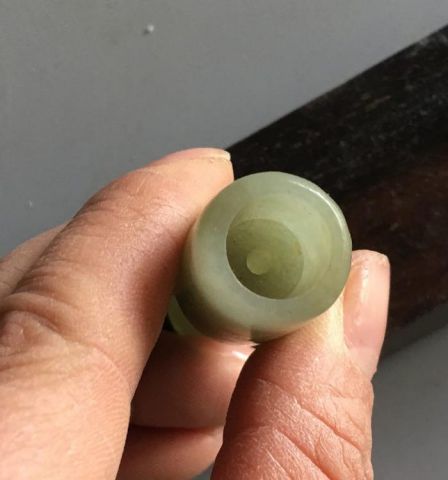 清代和田玉烟嘴